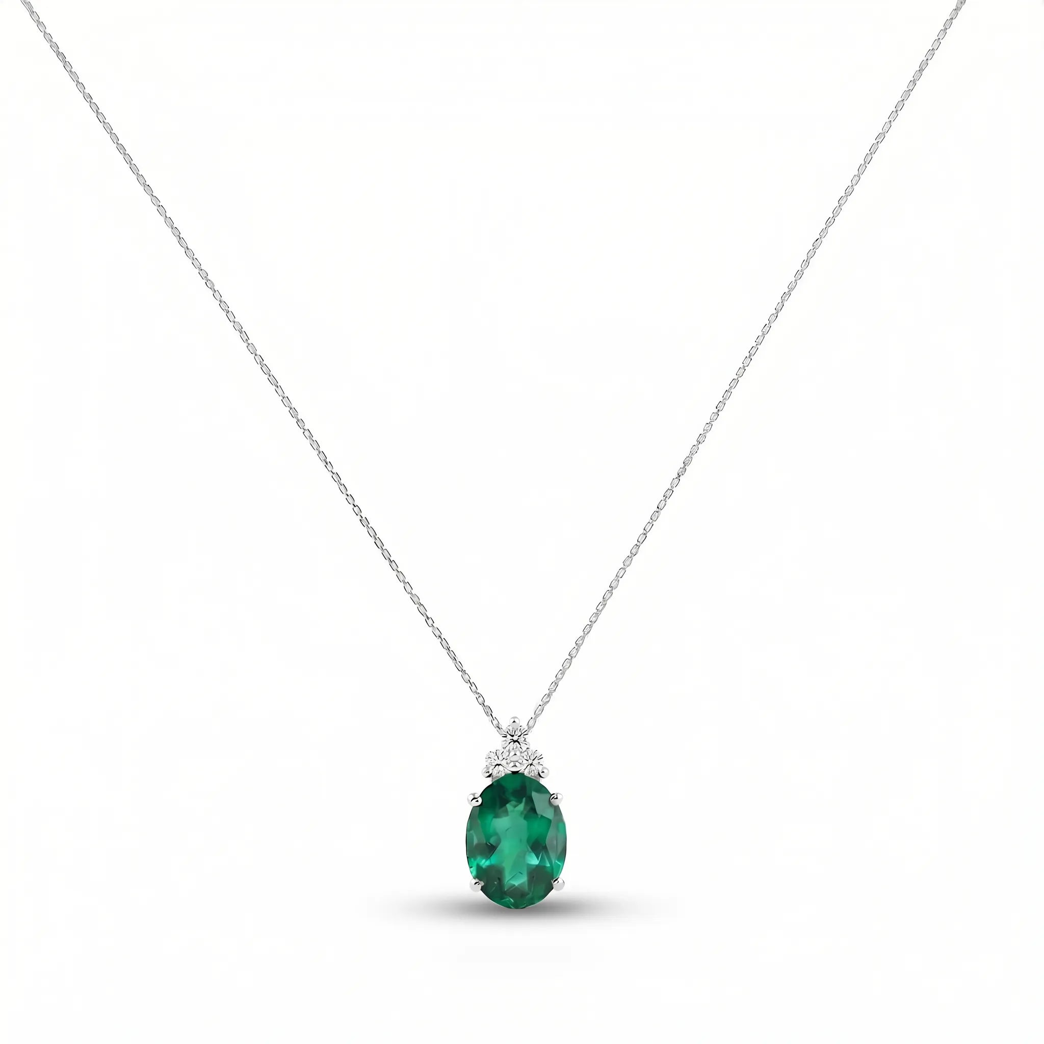 Noble Tre Oval-Cut Emerald Diamond Necklace