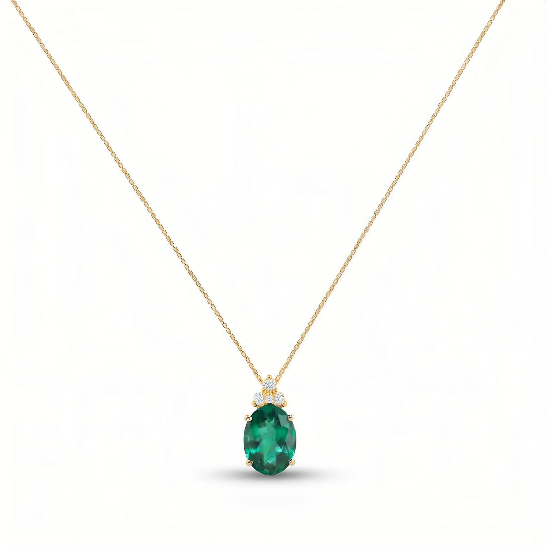 Noble Tre Oval-Cut Emerald Diamond Necklace